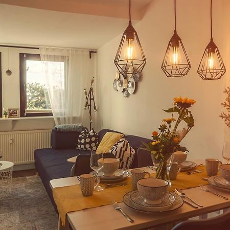 Goldrausch - Glanzvolle Ferienwohnung In Meissen Am Lutherplatz Exterior foto
